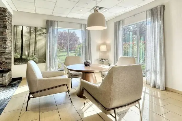 Fairfield Inn & Suites by Marriott Harrisburg West - Lobi