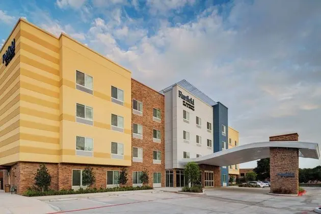 Fairfield Inn & Suites by Marriott Houston Missouri City - Dış Mekan