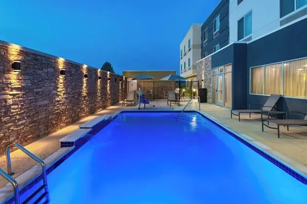 Fairfield Inn & Suites by Marriott Houston Richmond - Havuz