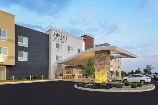 Fairfield Inn & Suites by Marriott Indianapolis Greenfield - Dış Mekan