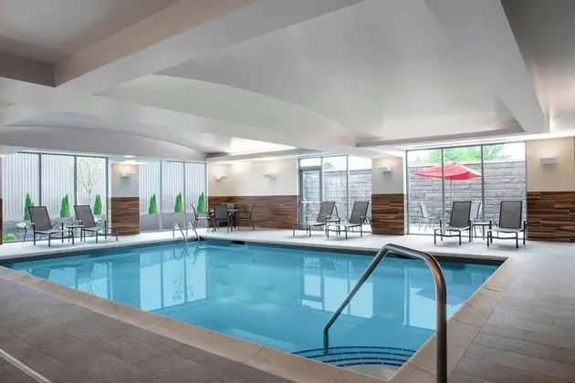 Fairfield Inn & Suites by Marriott Lewisburg - Havuz
