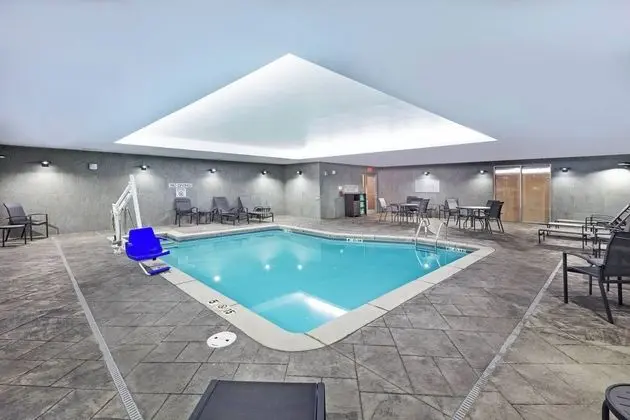 Fairfield Inn & Suites by Marriott Liberal - Havuz