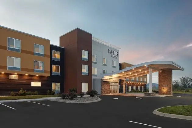 Fairfield Inn & Suites by Marriott Louisville New Albany IN - Öne Çıkan Resim