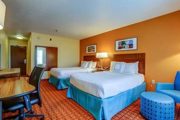 Fairfield Inn & Suites By Marriott Memphis