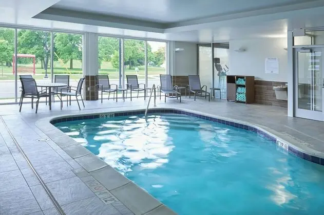 FAIRFIELD INN SUITES BY MARRIOTT MIDLAND - Havuz
