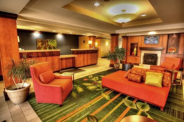 Fairfield Inn & Suites by Marriott Mt. Vernon Rend Lake - Lobi