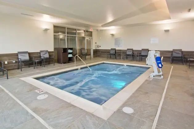Fairfield Inn & Suites by Marriott Nashville Airport - Spa