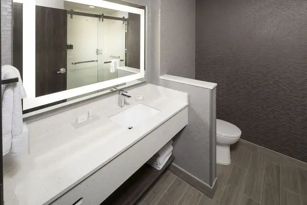 Fairfield Inn & Suites by Marriott Oklahoma City Downtown - Banyo Tipleri