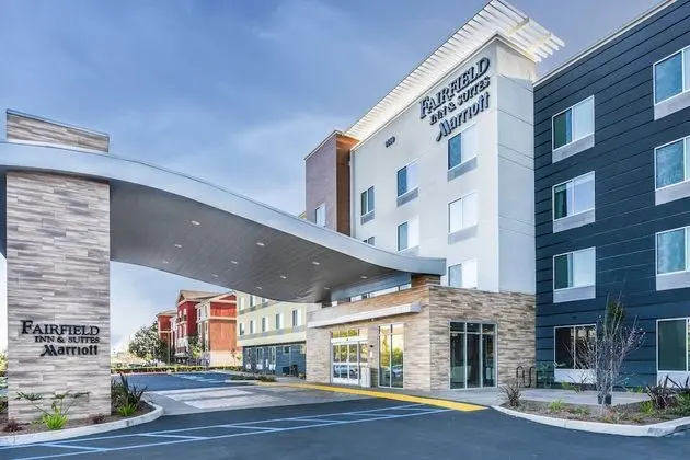 Fairfield Inn & Suites by Marriott Ontario Rancho Cucamonga - Dış Mekan