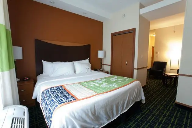 Fairfield Inn and Suites by Marriott