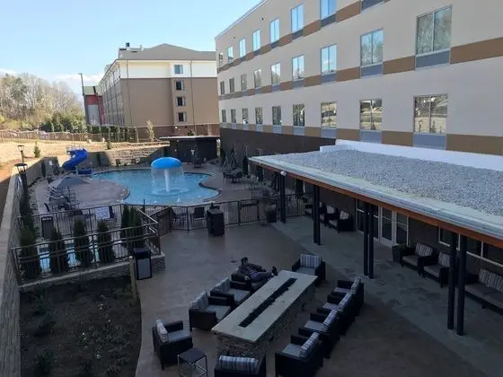 Fairfield Inn & Suites by Marriott Pigeon Forge - Havuz