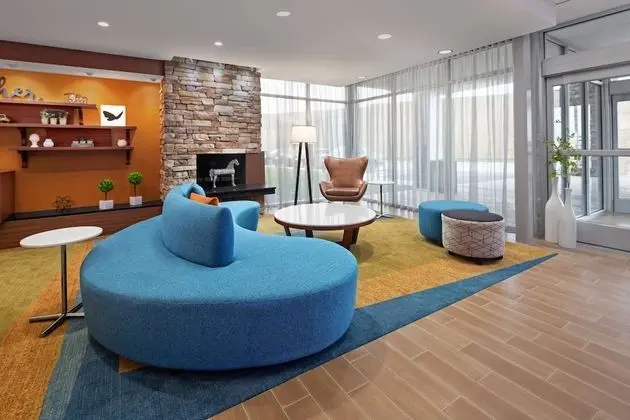 Fairfield Inn & Suites by Marriott Poplar Bluff - Lobi