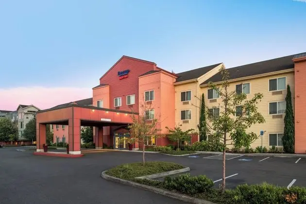 Fairfield Inn & Suites by Marriott Portland North - Dış Mekan