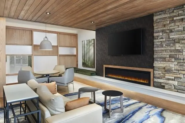 Fairfield Inn & Suites by Marriott Raleigh Wake Forest - Lobi
