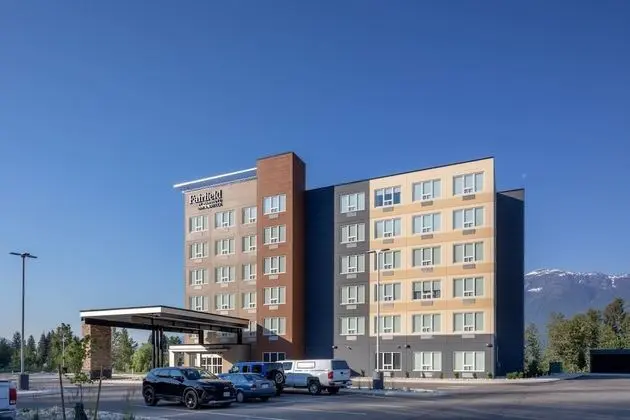Fairfield Inn & Suites by Marriott Revelstoke - Dış Mekan