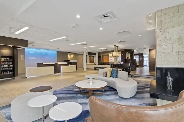Fairfield Inn & Suites by Marriott St Petersburg North - Lobi