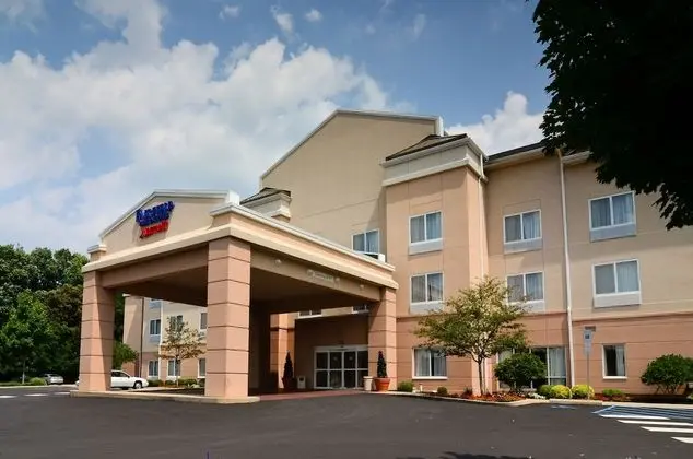 Fairfield Inn & Suites by Marriott State College - Dış Mekan