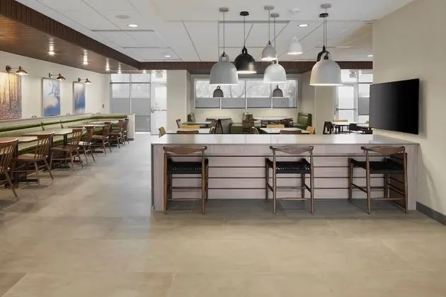 Fairfield Inn & Suites by Marriott Stony Creek - Yerinde Yemek
