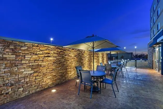 Fairfield Inn & Suites by Marriott Tulsa Catoosa - Dış Mekan
