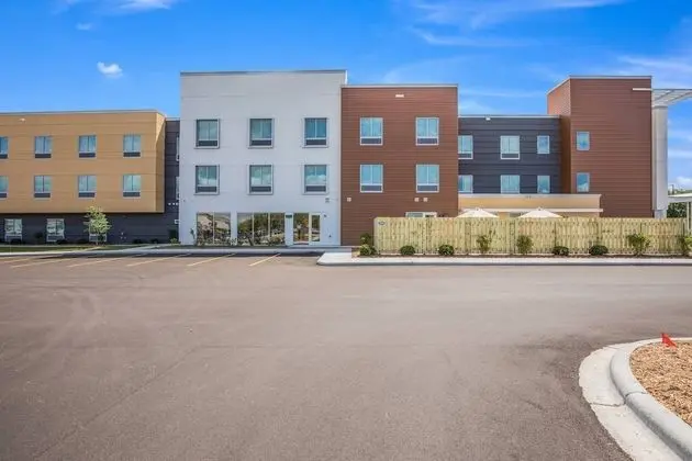 Fairfield Inn & Suites by Marriott Whitewater - Dış Mekan