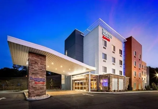 Fairfield Inn & Suites Monaca