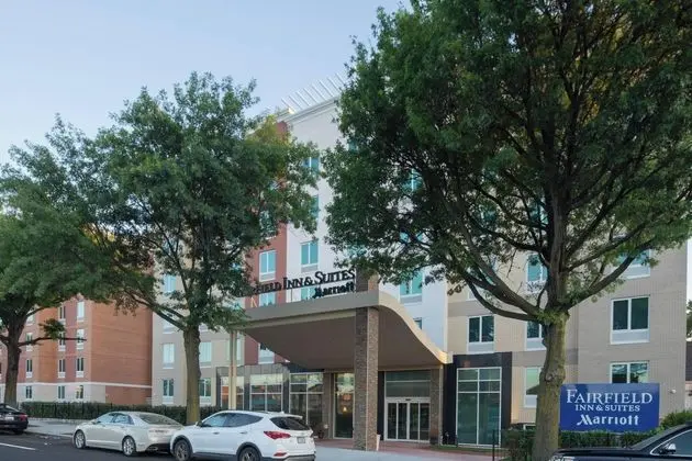 Fairfield Inn&Suites New York Queens/Fresh Meadows - Dış Mekan