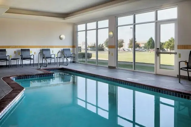 Fairfield Inn & Suites Oklahoma City Yukon - Havuz