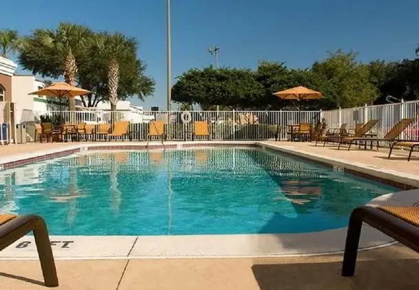 Fairfield Inn & Suites Orlando Lake Buena Vista