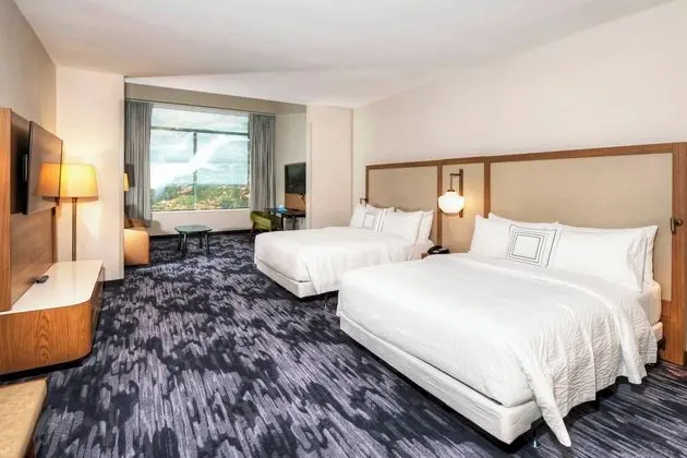 Fairfield Inn & Suites Ottawa Airport
