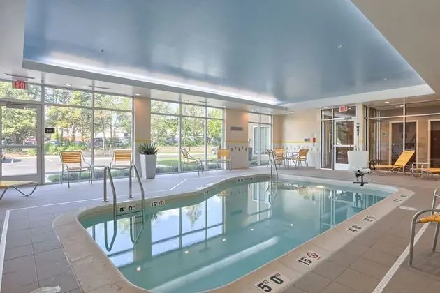 Fairfield Inn & Suites Philadelphia Willow Grove - Havuz