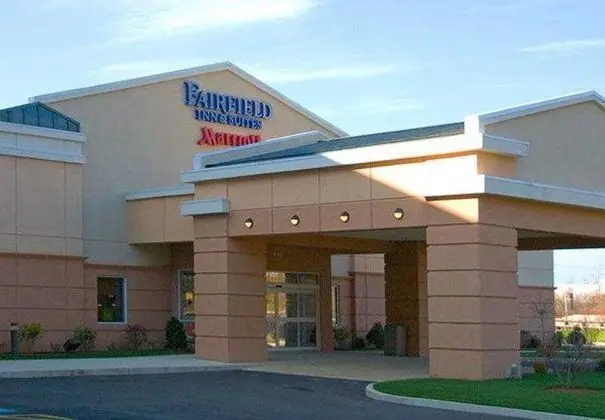 Fairfield Inn & Suites Plainville - 1