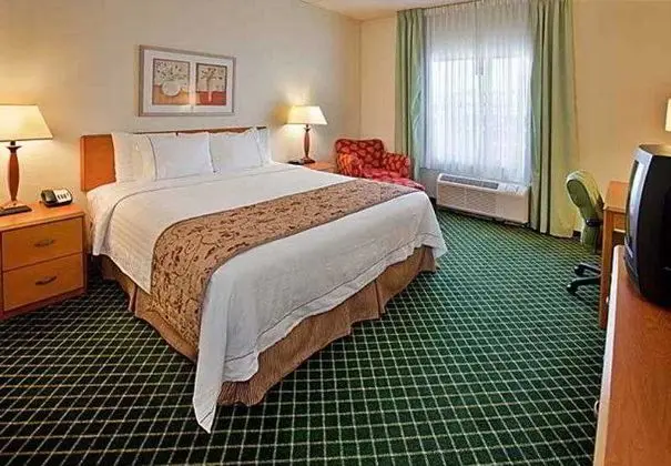 Fairfield Inn & Suites San Antonio Airport