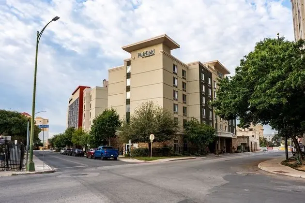 Fairfield Inn & Suites San Antonio Alamo Plaza - Dış Mekan