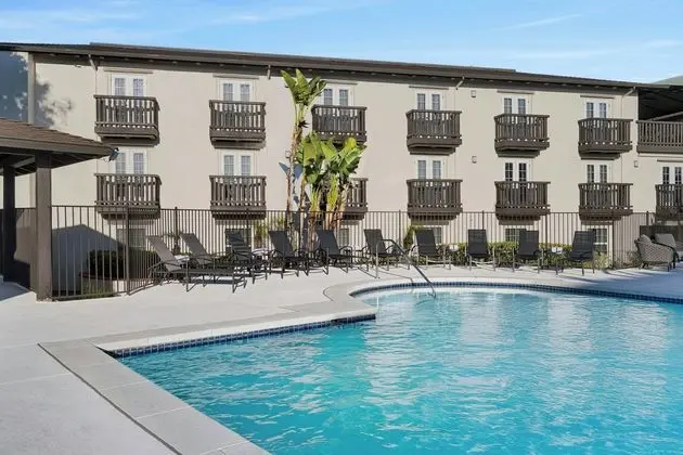 Fairfield Inn & Suites San Diego Old Town - Havuz