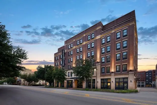 Fairfield Inn & Suites Savannah Downtown