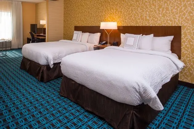 Fairfield Inn & Suites St. Louis Westport
