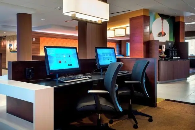 Fairfield Inn & Suites Syracuse Carrier Circle