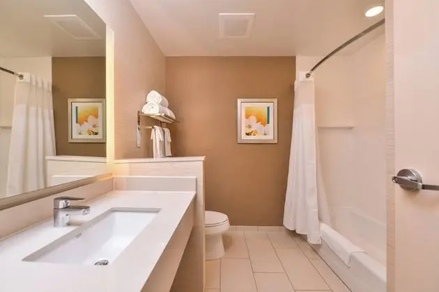 Fairfield Inn & Suites Warrensburg