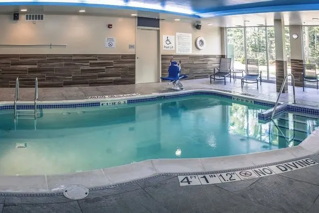 Fairfield Inn & Suites Wisconsin Dells - Havuz