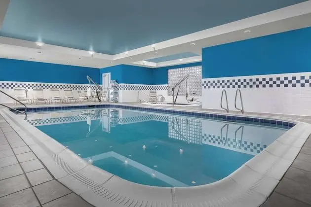 Fairfield Inn Syracuse Clay - Havuz