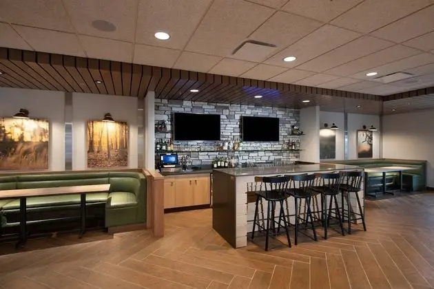 Fairfield by Marriott Edmonton International Airport - Yerinde Yemek