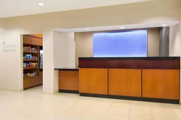 Fairfield by Marriott Inn & Suites Houston North/Cypress Station - Lobi