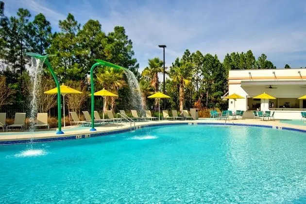 Fairfield by Marriott Inn & Suites Orlando at FLAMINGO CROSSINGS(r) Town Center - Havuz