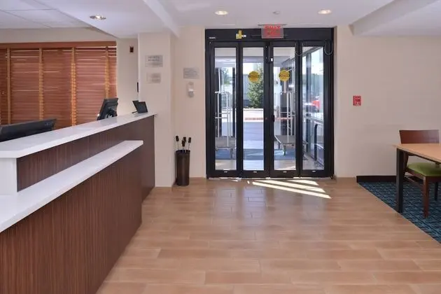 Fairfield by Marriott Rochester Henrietta/University Area - Lobi