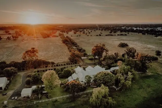 FAIRLAWN ESTATE