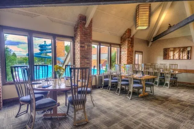 Fairmont Hot Springs Resort - Lobi