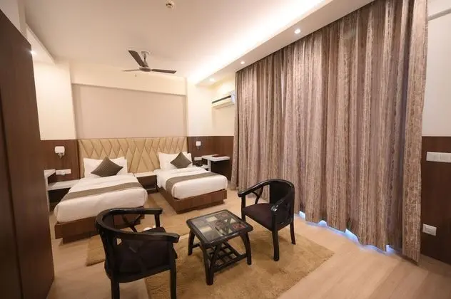 Fairvacanze Inns & Suites Lucknow - Oda