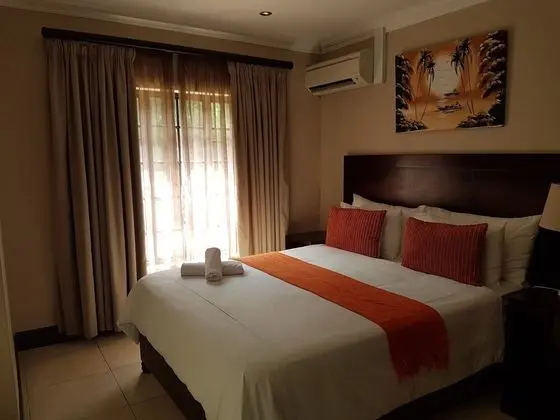 Fairview Bed And Breakfast - Double Bedroom 4