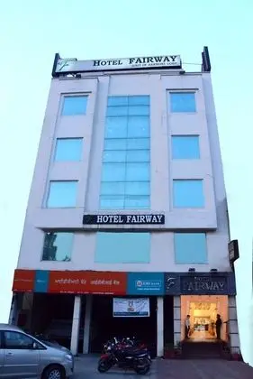 Hotel Fairway - Dış Mekan