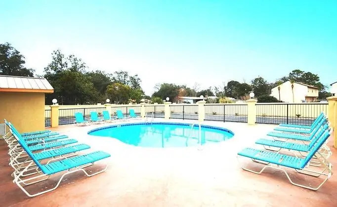 Fairway Inn Motel - Genel